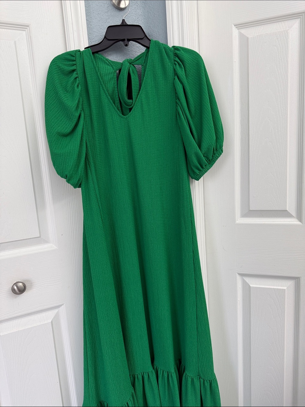Gibson Latimer Green Puff-Sleeve Maxi Dress with Tie Back size medium